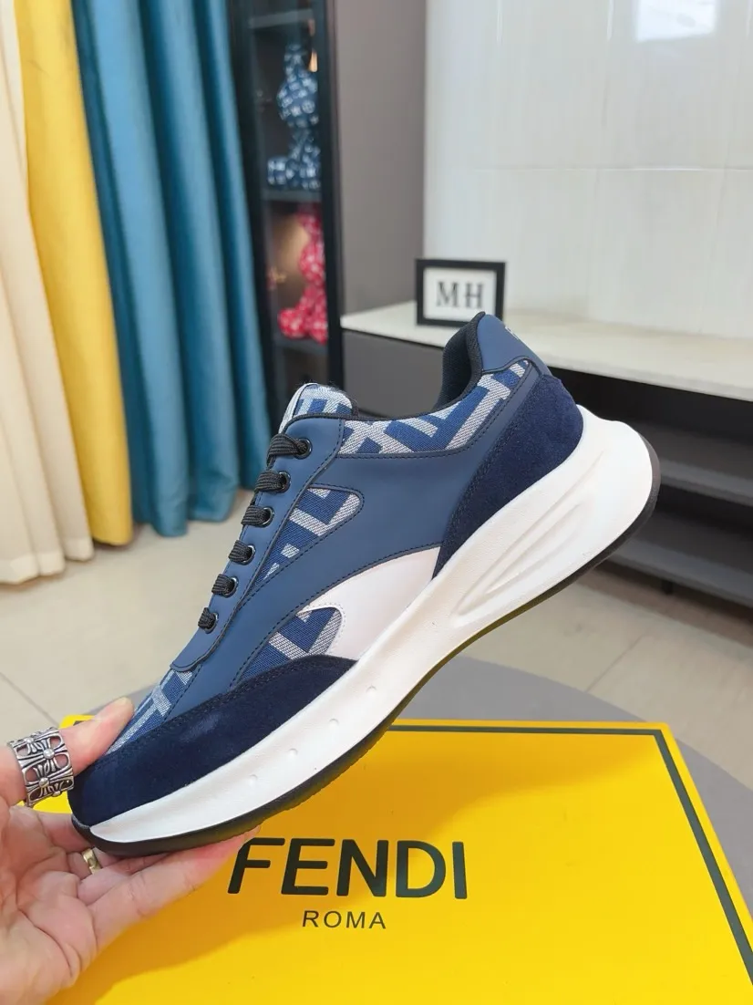 Men's men's shoes💰440🌹🌹[FENDI] Best-selling official website world premiere🔝Men's high-end brand of high-end shoes official website latest series: uppers are made of imported cowhide with specially designed fabrics➕mesh breathable lining. Make walking more convenient and comfortable! Compared with the official quality, Midea’s 1:1 replica. Create a fashionable personality to set off your uniqueness! A must-have for trendy men! Classic style. Men's sizes: 38-44.